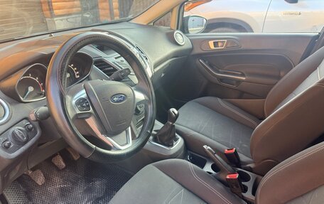 Ford Fiesta, 2016 год, 890 000 рублей, 8 фотография