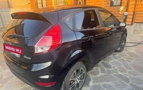 Ford Fiesta, 2016 год, 890 000 рублей, 12 фотография