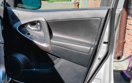 Toyota RAV4, 2011 год, 1 438 500 рублей, 8 фотография