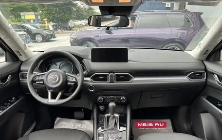 Mazda CX-5 II, 2024 год, 2 390 000 рублей, 13 фотография