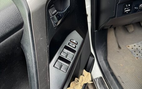 Toyota RAV4, 2016 год, 1 750 000 рублей, 6 фотография