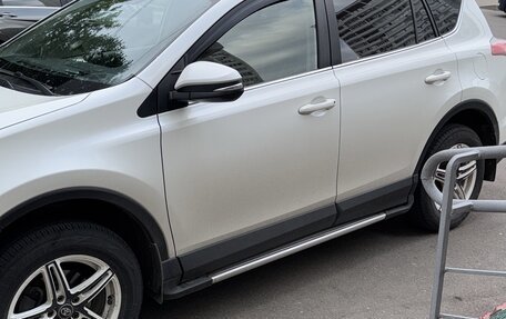 Toyota RAV4, 2016 год, 1 750 000 рублей, 14 фотография
