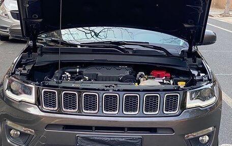 Jeep Compass II, 2021 год, 1 350 000 рублей, 6 фотография