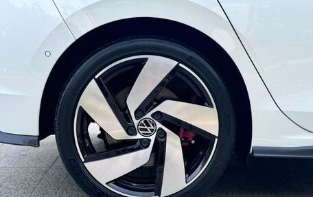 Volkswagen Golf GTI, 2021 год, 2 400 000 рублей, 10 фотография