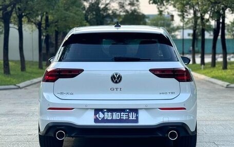 Volkswagen Golf GTI, 2021 год, 2 400 000 рублей, 7 фотография