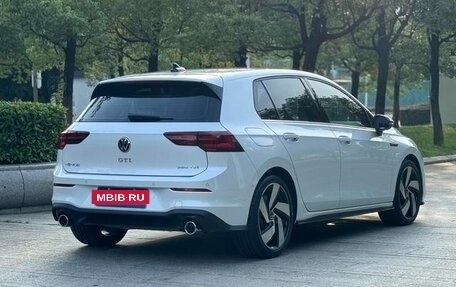 Volkswagen Golf GTI, 2021 год, 2 400 000 рублей, 8 фотография