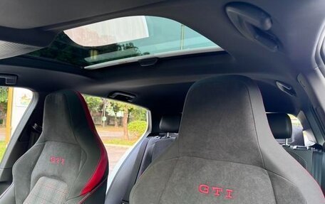 Volkswagen Golf GTI, 2021 год, 2 400 000 рублей, 21 фотография