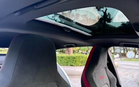Volkswagen Golf GTI, 2021 год, 2 400 000 рублей, 29 фотография