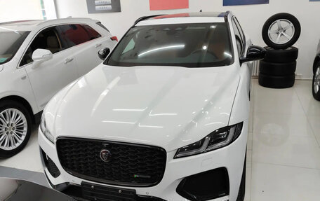 Jaguar F-Pace, 2022 год, 4 000 000 рублей, 2 фотография