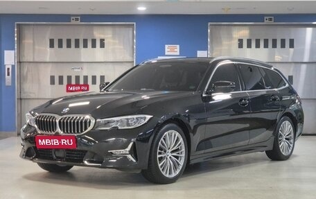 BMW 3 серия, 2022 год, 3 080 000 рублей, 1 фотография