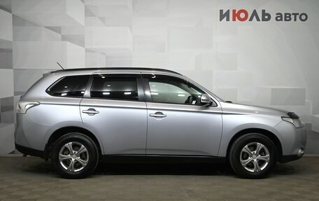 Mitsubishi Outlander III рестайлинг 3, 2012 год, 1 280 000 рублей, 9 фотография