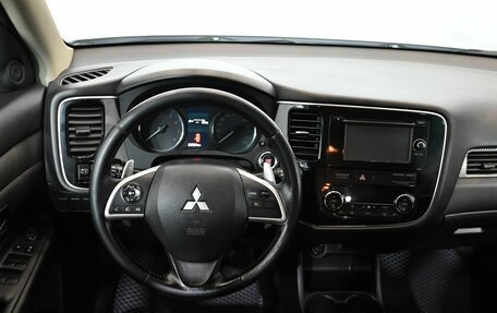 Mitsubishi Outlander III рестайлинг 3, 2012 год, 1 280 000 рублей, 15 фотография