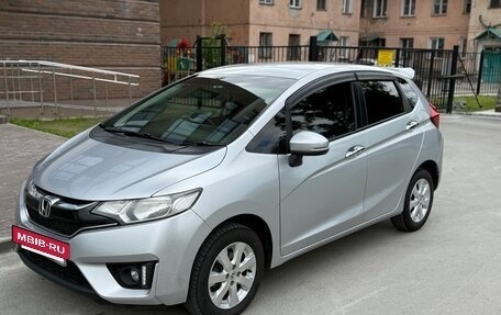 Honda Fit III, 2016 год, 1 100 000 рублей, 3 фотография
