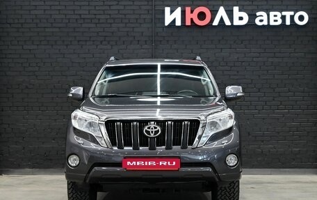 Toyota Land Cruiser Prado 150 рестайлинг 2, 2014 год, 3 600 000 рублей, 2 фотография