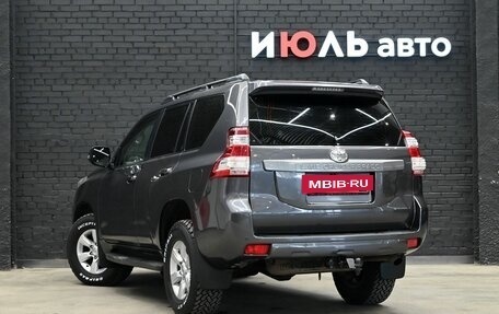 Toyota Land Cruiser Prado 150 рестайлинг 2, 2014 год, 3 600 000 рублей, 4 фотография