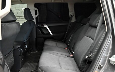 Toyota Land Cruiser Prado 150 рестайлинг 2, 2014 год, 3 600 000 рублей, 17 фотография