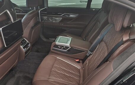 BMW 7 серия, 2022 год, 5 500 000 рублей, 12 фотография