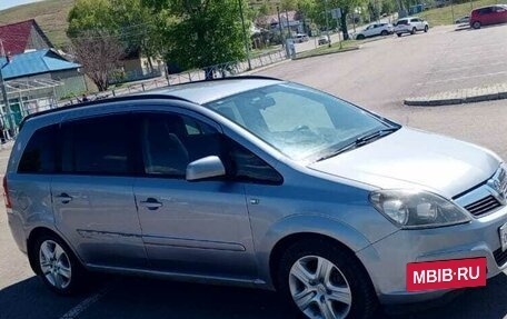 Opel Zafira B, 2010 год, 500 000 рублей, 4 фотография