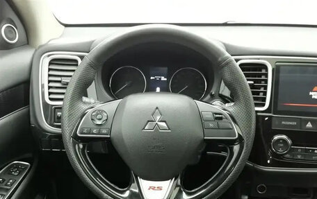 Mitsubishi Outlander III рестайлинг 3, 2021 год, 1 480 007 рублей, 9 фотография