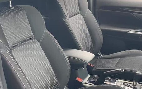 Mitsubishi Outlander III рестайлинг 3, 2021 год, 1 660 007 рублей, 10 фотография
