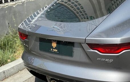 Jaguar F-Type I рестайлинг 2, 2020 год, 6 500 000 рублей, 5 фотография