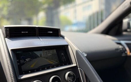 Jaguar F-Type I рестайлинг 2, 2020 год, 6 500 000 рублей, 9 фотография