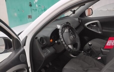 Toyota RAV4, 2011 год, 1 250 000 рублей, 9 фотография