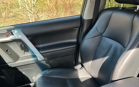 Toyota Land Cruiser Prado 150 рестайлинг 2, 2020 год, 5 700 000 рублей, 5 фотография