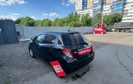 Toyota Vitz, 2012 год, 770 000 рублей, 4 фотография