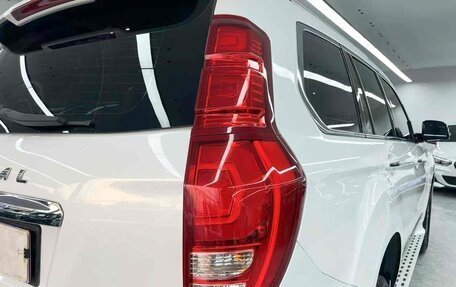 Haval H9 I рестайлинг, 2022 год, 2 350 000 рублей, 17 фотография