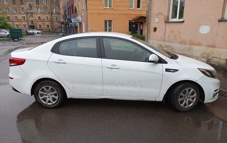 KIA Rio III рестайлинг, 2017 год, 1 100 000 рублей, 2 фотография