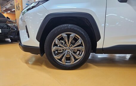 Toyota RAV4, 2022 год, 2 570 000 рублей, 2 фотография