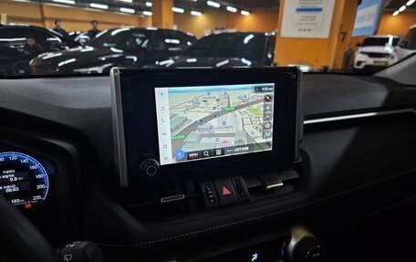 Toyota RAV4, 2022 год, 2 570 000 рублей, 11 фотография