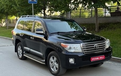 Toyota Land Cruiser 200, 2013 год, 2 770 000 рублей, 1 фотография