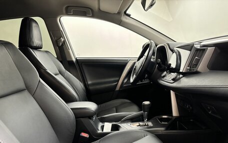 Toyota RAV4, 2018 год, 2 769 000 рублей, 12 фотография