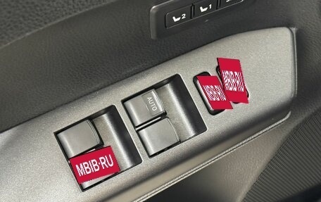 Toyota RAV4, 2018 год, 2 769 000 рублей, 16 фотография
