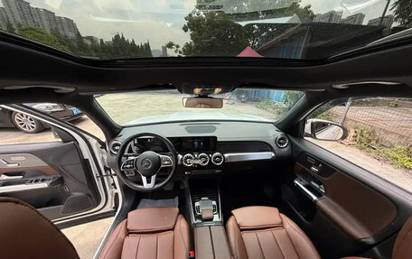 Mercedes-Benz GLB, 2020 год, 2 200 000 рублей, 10 фотография
