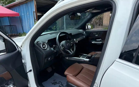 Mercedes-Benz GLB, 2020 год, 2 200 000 рублей, 7 фотография