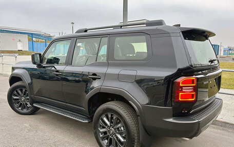 Toyota Land Cruiser Prado, 2024 год, 10 494 000 рублей, 2 фотография