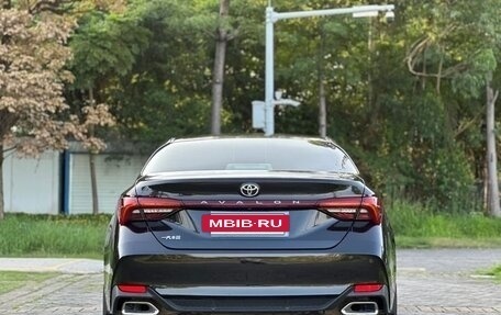 Toyota Avalon, 2021 год, 2 200 000 рублей, 7 фотография