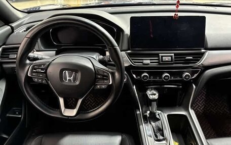 Honda Inspire, 2022 год, 1 850 000 рублей, 7 фотография