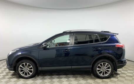 Toyota RAV4, 2018 год, 2 400 000 рублей, 8 фотография