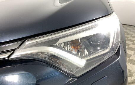 Toyota RAV4, 2018 год, 2 400 000 рублей, 22 фотография