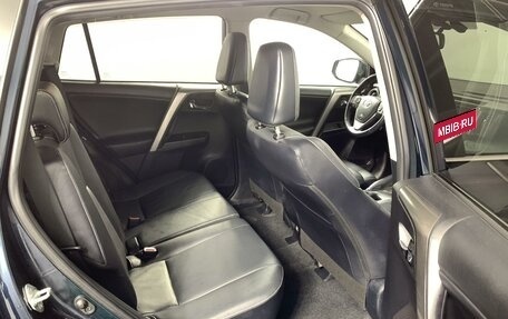 Toyota RAV4, 2018 год, 2 400 000 рублей, 19 фотография