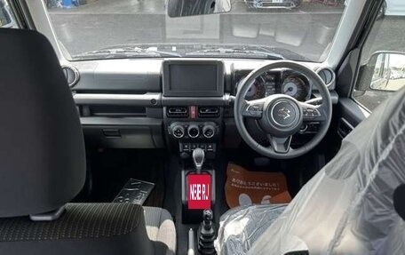 Suzuki Jimny, 2022 год, 1 300 000 рублей, 10 фотография