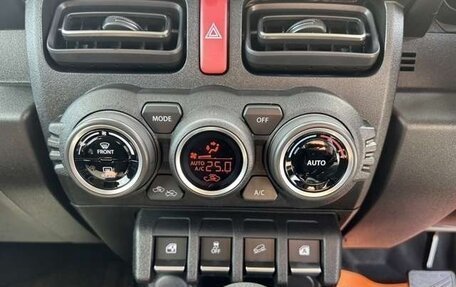 Suzuki Jimny, 2022 год, 1 300 000 рублей, 13 фотография