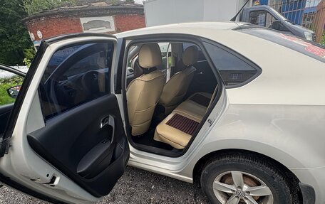 Volkswagen Polo VI (EU Market), 2014 год, 680 000 рублей, 3 фотография