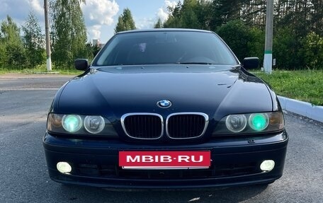 BMW 5 серия, 2003 год, 1 100 000 рублей, 3 фотография