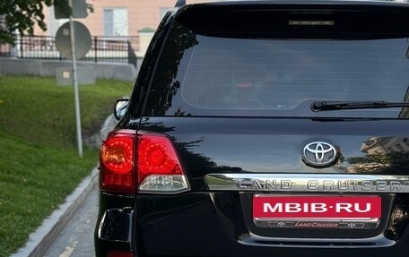 Toyota Land Cruiser 200, 2013 год, 2 770 000 рублей, 9 фотография