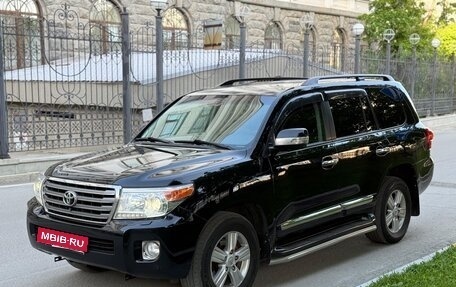 Toyota Land Cruiser 200, 2013 год, 2 770 000 рублей, 3 фотография